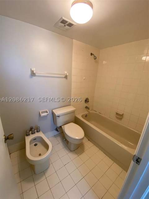 12241 SW 16th Ter K105, Miami FL - photo 18 of 30