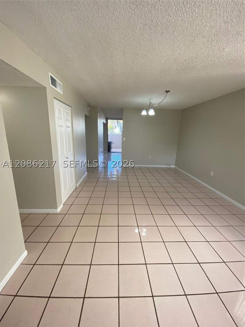 3 bedroom Townhouse at 12241 SW 16th Ter K105, New Paseos Castellanos Co, Miami — photo 2