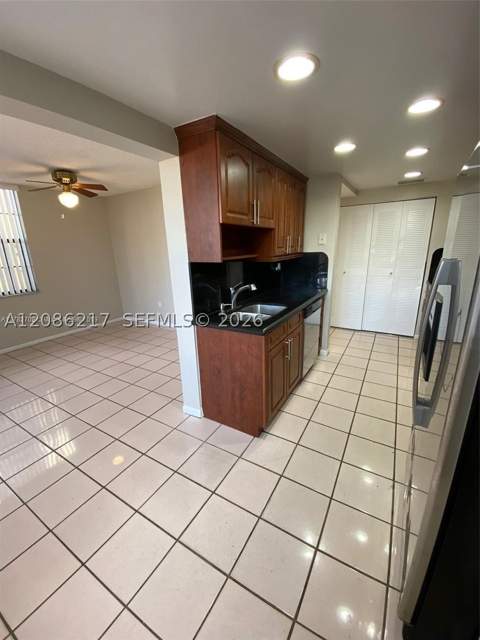 12241 SW 16th Ter K105, Miami FL - photo 6 of 30