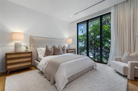 503 E Dilido Dr, Miami Beach FL - photo 22 of 32