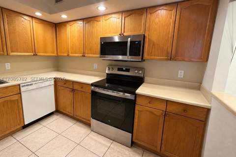 5600 E Collins Ave 5B, Miami Beach FL - photo 20 of 28