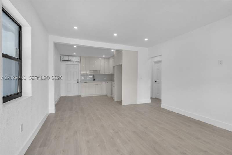 3 bedroom SingleFamilyResidence at 2121 NW 86th Ter, Everglades Ave Heights Ad, Miami — photo 3