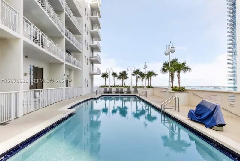 0 bedroom Condominium at 1200 Brickell Bay Dr 2510, The Club At Brickell Bay, Miami — photo 3