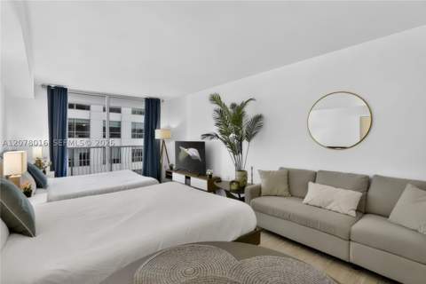 1200 Brickell Bay Dr 2510, Miami FL - photo 6 of 6