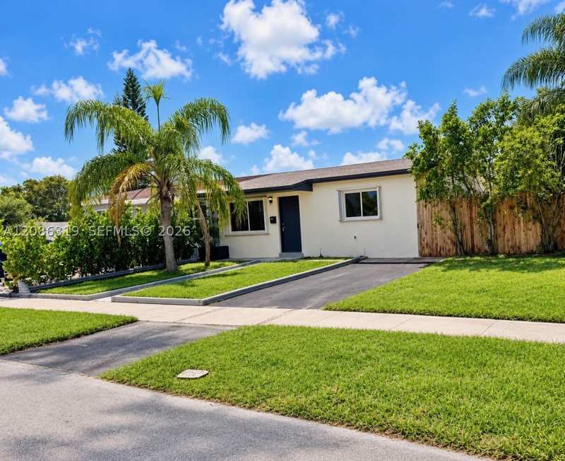 3 bedroom SingleFamilyResidence at 3522 NW 193rd St, Shon-Mor Estates Sec 2, Miami Gardens — photo 1