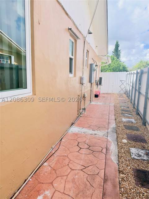 16515 SW 107th Ct, Miami FL - photo 8 of 20