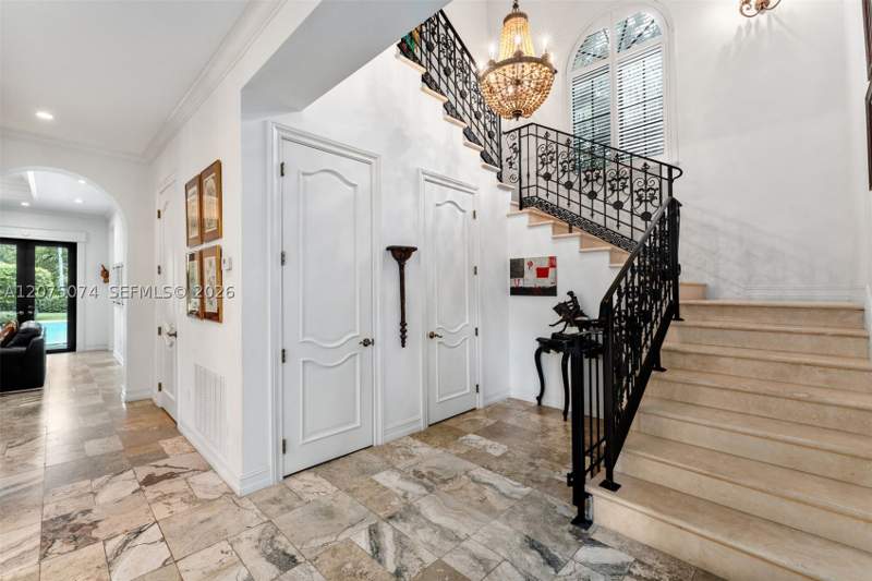 7 bedroom SingleFamilyResidence at 8800 SW 57th Ave, Felix Court Resub, Pinecrest — photo 5
