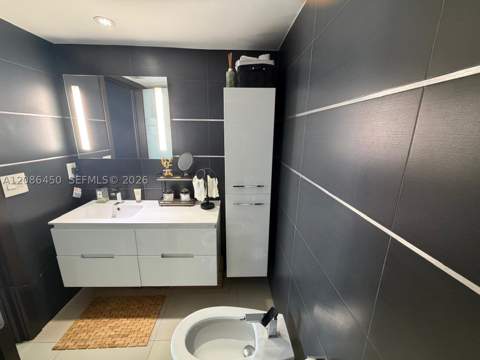 5900 Collins Ave 1606, Miami Beach FL - photo 18 of 23