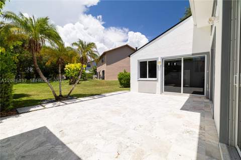 20288 SW 85th Ave, Cutler Bay FL - photo 7 of 37