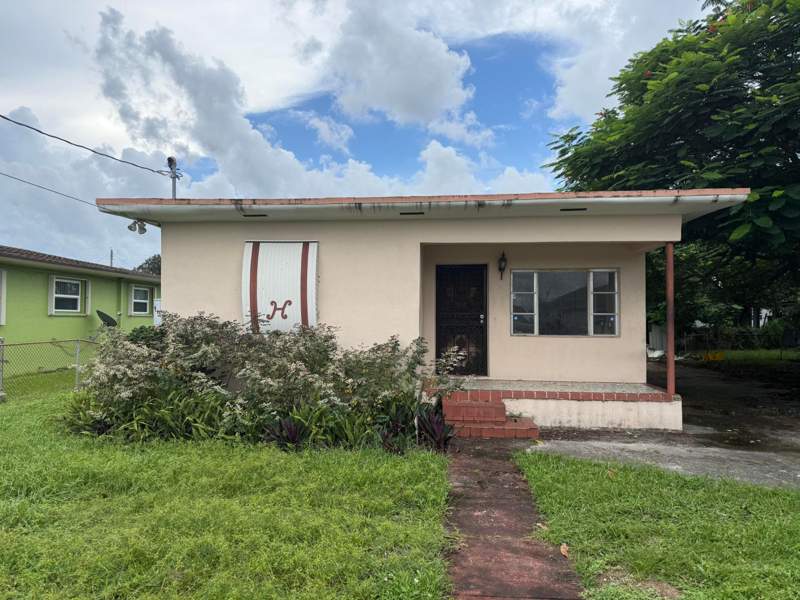 3 bedroom SingleFamilyResidence at 1628 NW 154th Street, Rainbow Gardens, Miami Gardens — photo 2