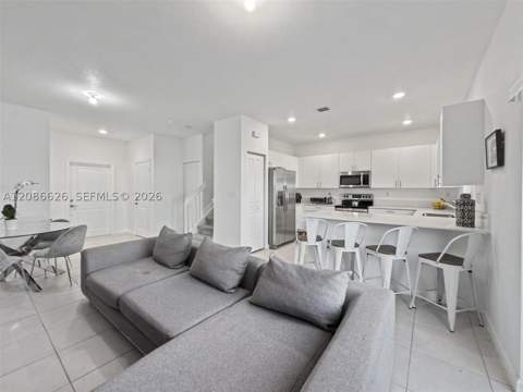 20374 NW 4th Path, Miami Gardens FL - photo 13 of 38