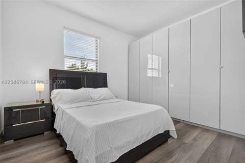 8897 NW 103rd Ave, Doral FL - photo 22 of 36
