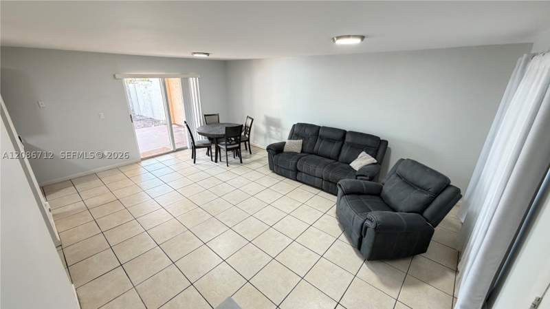 3 bedroom Townhouse at 11249 SW 33rd Cir Pl, Karlan Townhouses Sub, Miami — photo 3