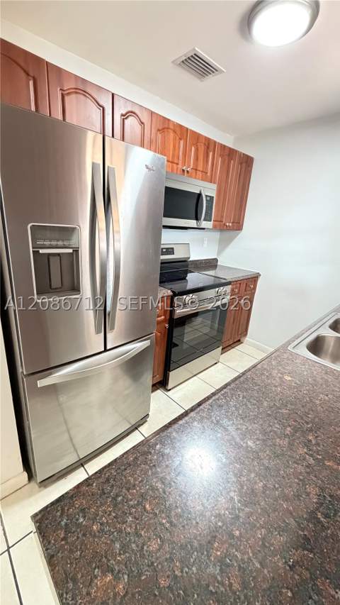 11249 SW 33rd Cir Pl, Miami FL - photo 7 of 22