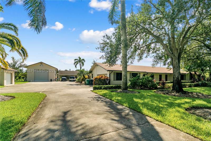 4 bedroom SingleFamilyResidence at 26145 SW 194th Ave, Redland, Homestead — photo 2
