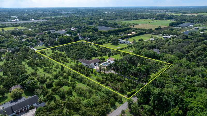 4 bedroom SingleFamilyResidence at 26145 SW 194th Ave, Redland, Homestead — photo 5