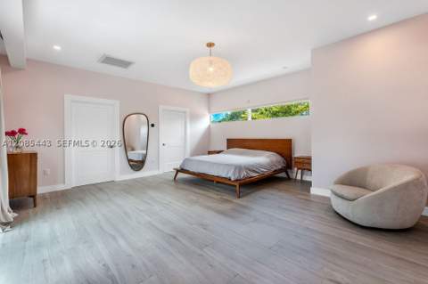 719 W 51st St, Miami Beach FL - photo 11 of 37