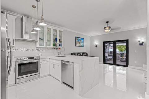 19953 NW 78th Ave, Hialeah FL - photo 13 of 42