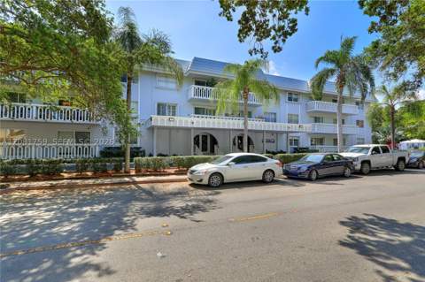 100 Edgewater Dr 305, Coral Gables FL - photo 24 of 25