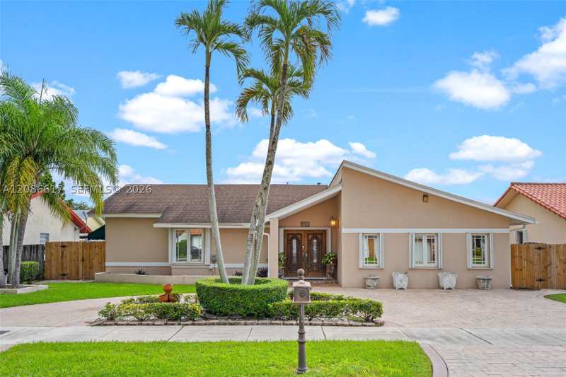 4 bedroom SingleFamilyResidence at 12855 SW 116th St, Lindgren Central, Miami — photo 1