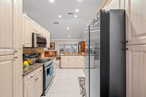 12855 SW 116th St, Miami FL - photo 18 of 46