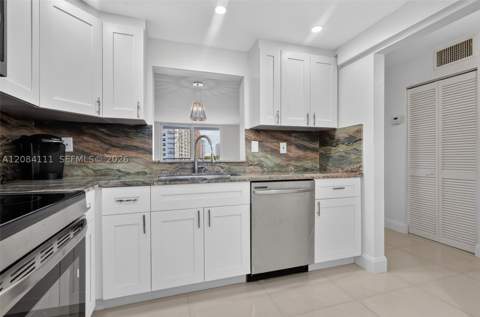 4000 NE 170th St 606, North Miami Beach FL - photo 7 of 41