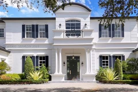 6045 SW 106th St, Pinecrest FL - photo 8 of 85