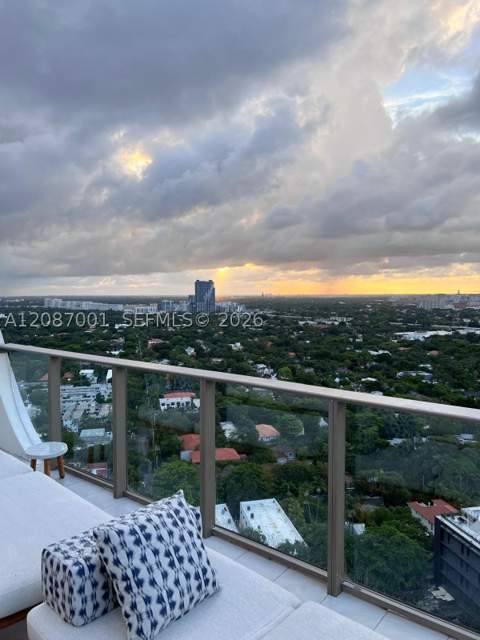 2678 Tigertail Ave 502, Miami FL - photo 20 of 37