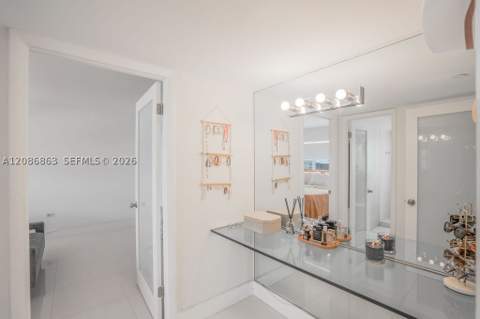 1881 Washington Ave 11D, Miami Beach FL - photo 11 of 25