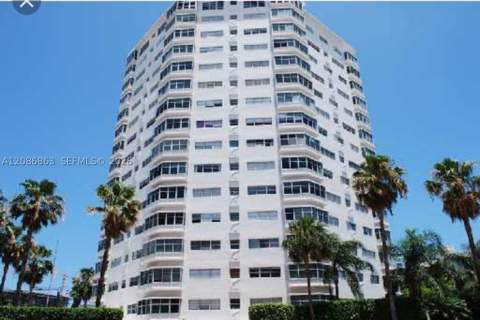 1881 Washington Ave 11D, Miami Beach FL - photo 20 of 25