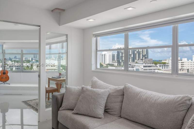 2 bedroom Condominium at 1881 Washington Ave 11D, Octagon Towers I Condo, Miami Beach — photo 5