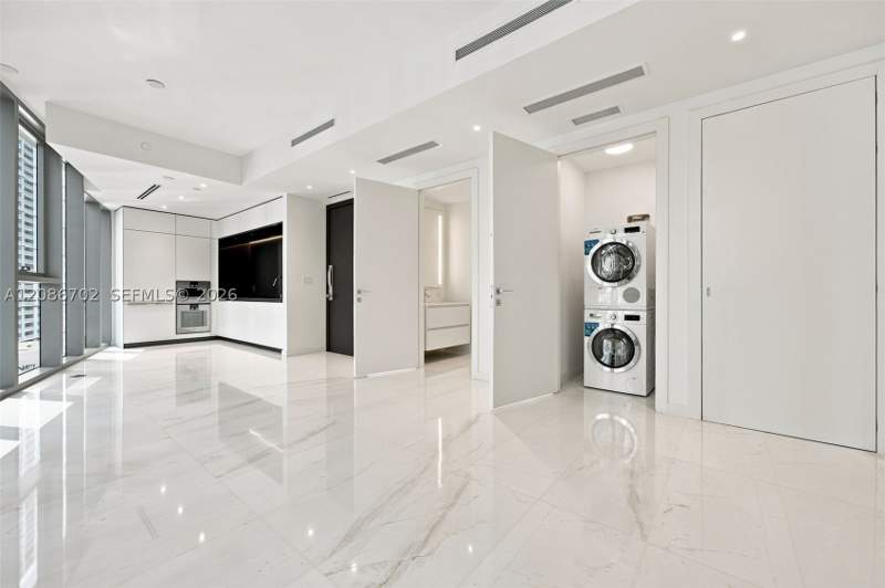 1 bedroom Condominium at 300 Biscayne Blvd Way 1106, Aston Martin Residences, Miami — photo 5