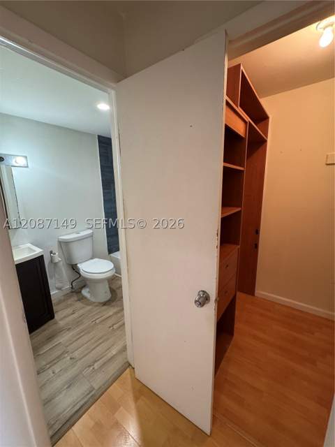 645 NE 121st St 304, North Miami FL - photo 10 of 22