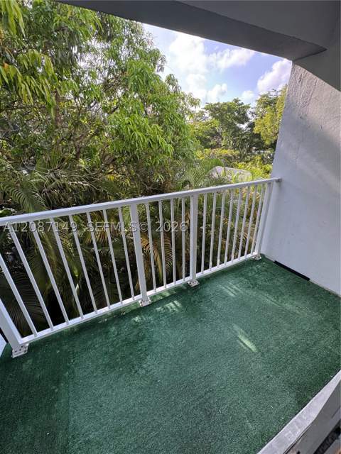 645 NE 121st St 304, North Miami FL - photo 14 of 22