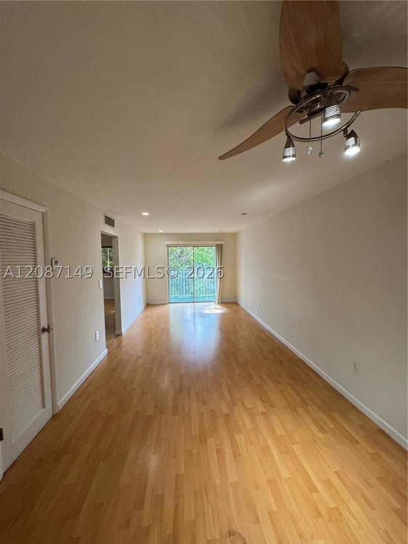 1 bedroom Condominium at 645 NE 121st St 304, Heritage Condo, North Miami — photo 4