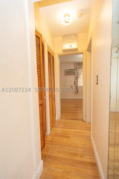 637 SW 11th St 6W, Miami FL - photo 8 of 30