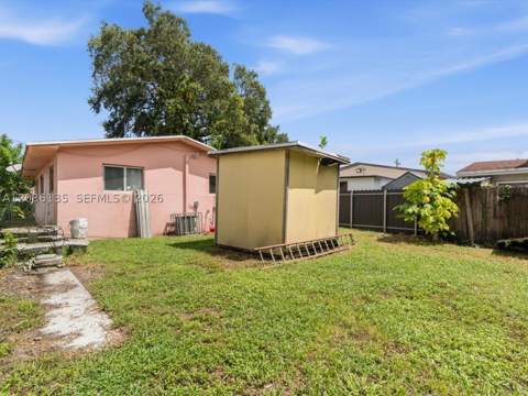 2118 NW 47th St, Miami FL - photo 21 of 26