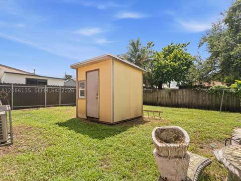 2118 NW 47th St, Miami FL - photo 22 of 26