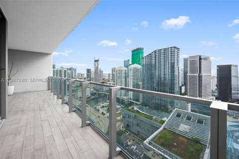88 SW 7th St 3107, Miami FL - photo 14 of 39