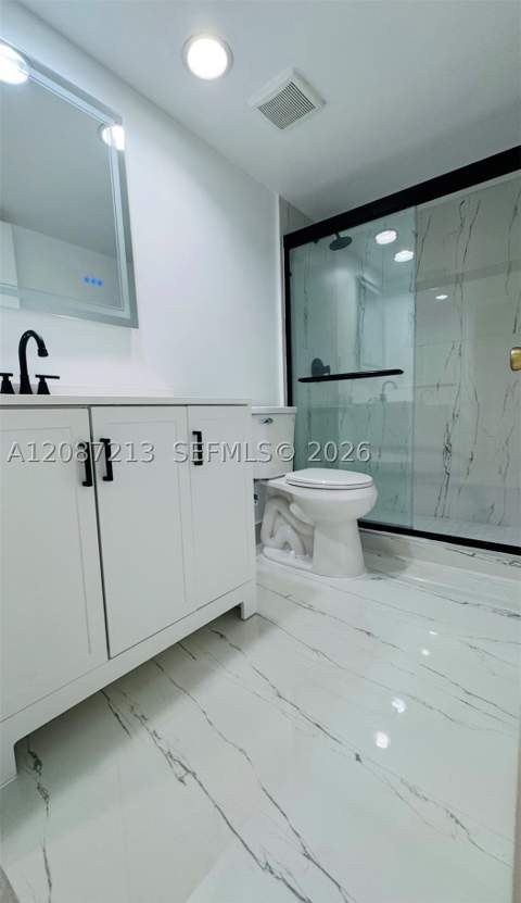 18216 Mediterranean Blvd 1-19, Hialeah FL - photo 9 of 32