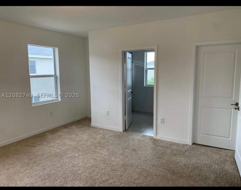 4 bedroom Townhouse at 1816 SE 9th Ave, Hamilton Place, Homestead — photo 5