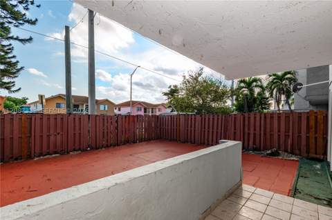 1725 W 60th St F126, Hialeah FL - photo 22 of 23