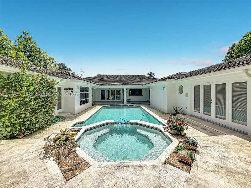 6 bedroom SingleFamilyResidence at 7790 SW 91st Ave, Kendallwood Pines, Miami — photo 1