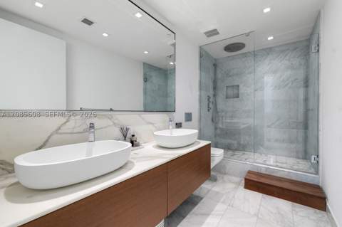 10203 Collins Ave 904, Bal Harbour FL - photo 17 of 25