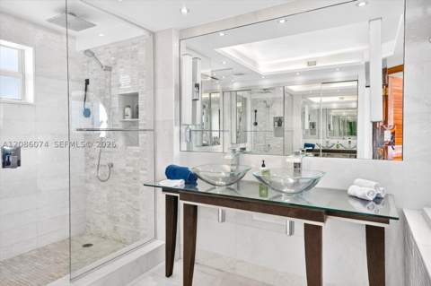 401 Ocean Dr 518, Miami Beach FL - photo 19 of 28