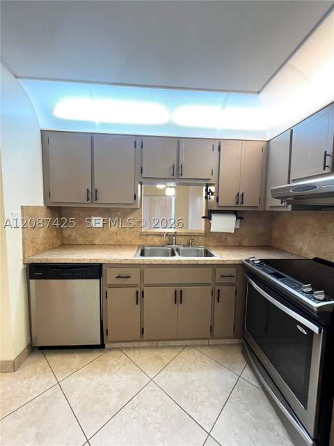 12035 NE 2nd Ave A302, North Miami FL - photo 6 of 24