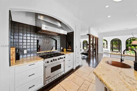12905 Ixora Rd, North Miami FL - photo 21 of 96