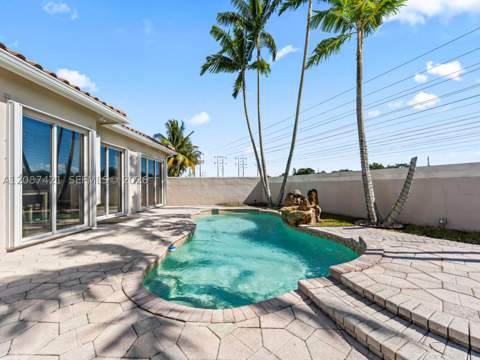 14683 SW 132nd Ave, Miami FL - photo 18 of 26