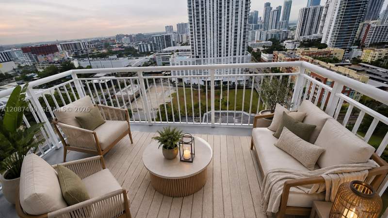 2 bedroom Condominium at 275 NE 18th St Ph-10, 1800 Biscayne Plaza Condo, Miami — photo 3