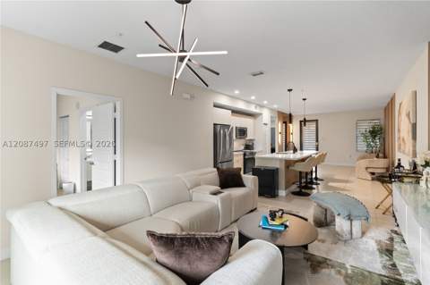 7865 NW 104th Ave 4, Doral FL - photo 14 of 43